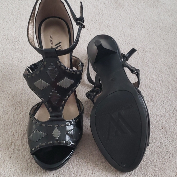 Black strappy heels - Picture 4 of 6